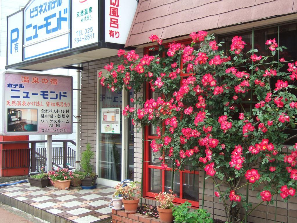 Hotel New Mondo Yuzawa (Niigata) Exterior foto